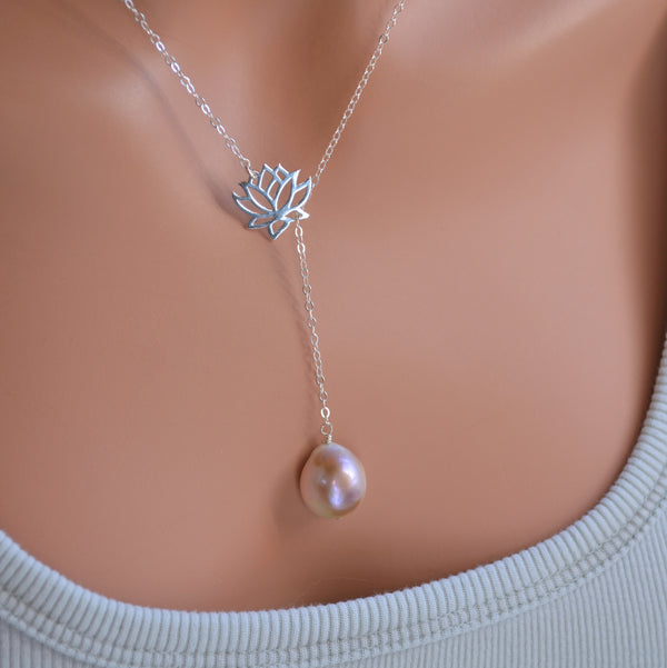 Pearl Lariat Necklace with Lotus Flower