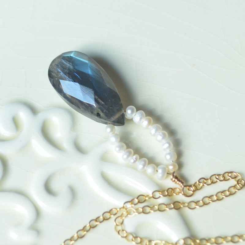 Labradorite Pendant Necklace with White Seed Pearls