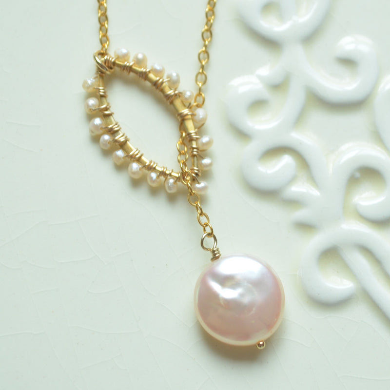Pink Coin Pearl Lariat Necklace in Gold