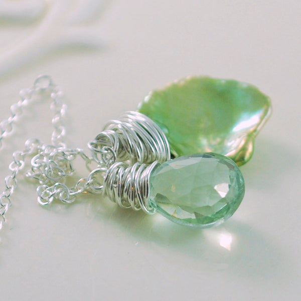 Minimalist Gemstone Lariat, Green Amethyst and Keishi Pearl