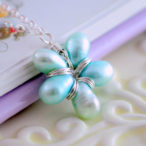 Light Blue Pearl Flower Pendant Necklace