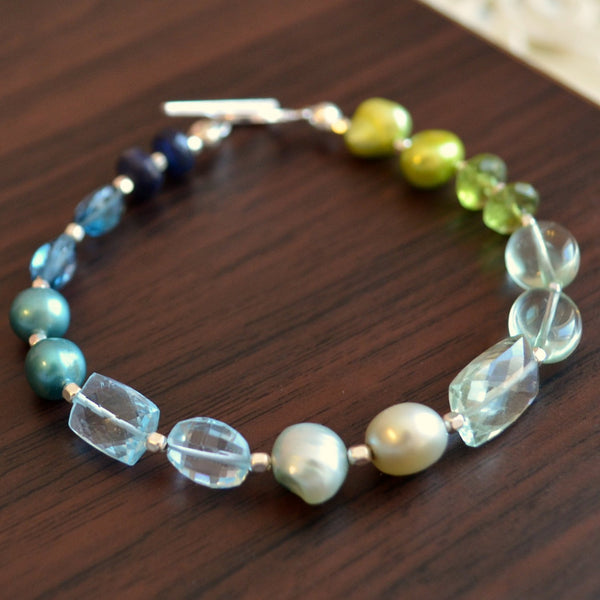 Beaded Bracelet with Real Freshwater Pearl and Blue Topaz Gemstone