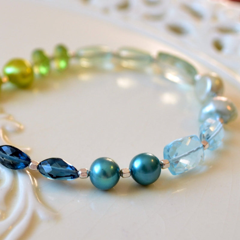 Beaded Bracelet with Real Freshwater Pearl and Blue Topaz Gemstone