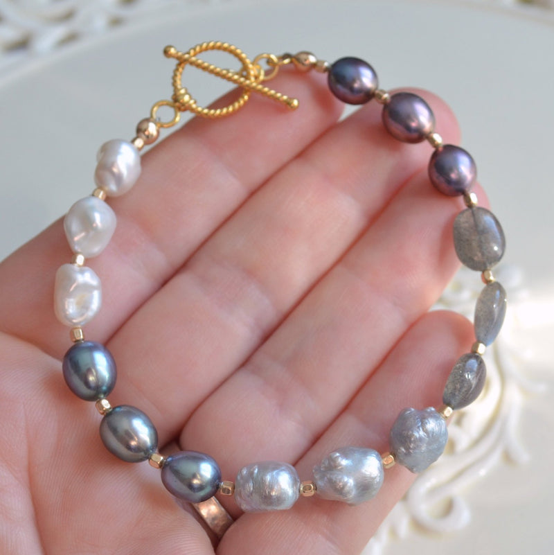 Real Pearl Bracelet with Labradorite